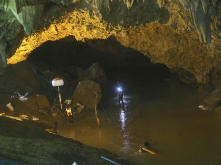 தாய்லாந்து குகையில் சிறுவர்கள் சிக்கியது எப்படி? குகையை பற்றிய பரபர தகவல்கள்
