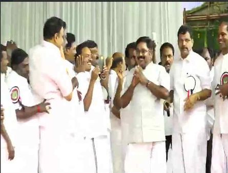 2 அமாவாசைக்குள் இந்த ஆட்சி கலையும்.. கோவையில் சாபம் விட்ட செந்தில் பாலாஜி