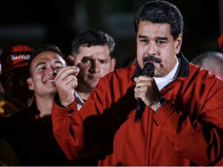 10 லட்சம் கொடுத்தால் 1 பர்கர் வாங்கலாம்.. வெனிசூலாவை ஆட்டிப்படைக்கும் பண வீக்கம்.. மக்கள் அவதி!