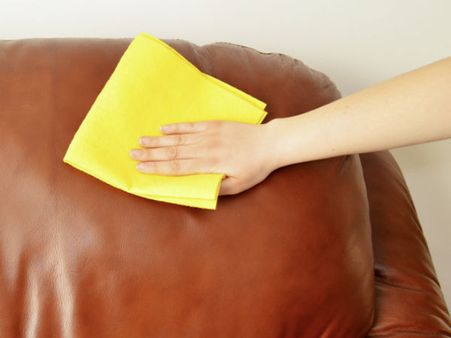 வீட்டு வேலை செய்பவர்களுக்கு மாத சம்பளம் நிர்ணயித்த அரசு - குறைத்து கொடுத்தால் சிறை