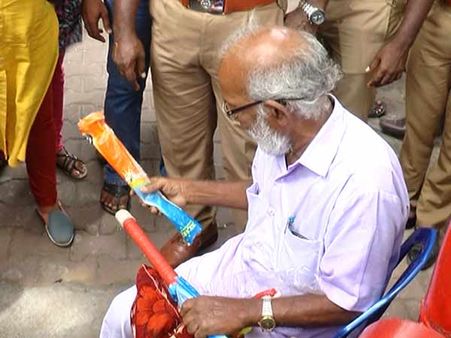 கருணாநிதி சேர்த்து வைத்த மிகப் பெரிய சொத்து இதுதான்.. பேரன்பை சுமந்து வந்த சங்கரன்!