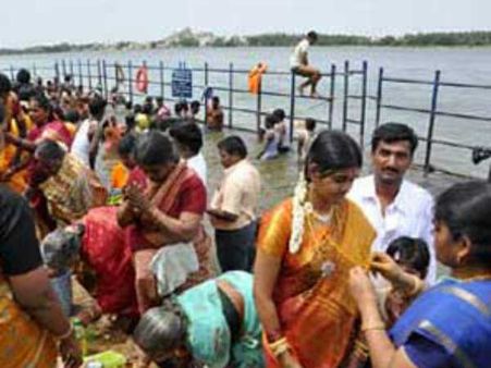 மாங்கல்ய பலம் தரும் காவிரி- ஆடி பதினெட்டில் நன்றி கூறுவோம்!