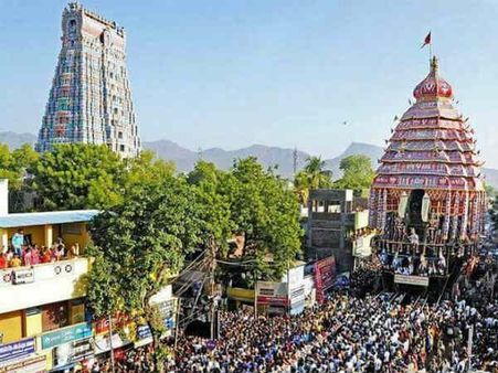 ஆடிப்பூரம்: ஸ்ரீ வில்லிபுத்தூர் ஆண்டாள் கோவில் தேரோட்டம் கோலாகலம்