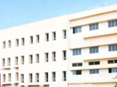 இந்தியாவில் 277 போலி இன்ஜினீயரிங் காலேஜ்கள்.. தமிழகத்தில் மட்டும் 11.. ஷாக் பட்டியல்!