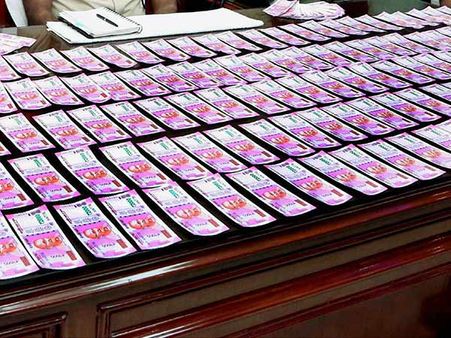 பணமதிப்பிழப்பு நடவடிக்கையால் கள்ள நோட்டு பிரச்சனையும் தீரவில்லை.. ஆர்பிஐ தகவல்