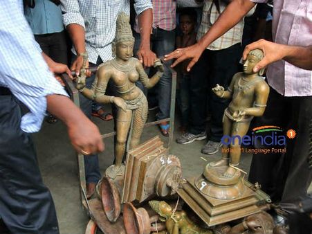 அரசுக்கு சம்மட்டி அடி: சிலை கடத்தல் வழக்கை சிபிஐ விசாரிக்க இடைக்காலத் தடை.. சென்னை ஹைகோர்ட் அதிரடி