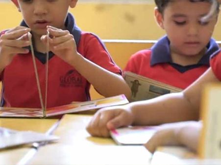 சிபிஎஸ்இ: 5-ம் வகுப்பு வரை 3 பாடங்களுக்கு மேல் கற்பித்தால் பாடநூல்கள் பறிமுதல்.. ஹைகோர்ட் எச்சரிக்கை