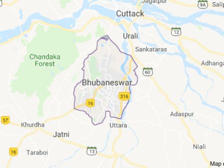 யாசகம் கேட்கும் பெண்ணுக்கு இறுதி சடங்கு செய்த எம்எல்ஏ!