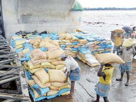 ஜரூராக நடைபெறும் முக்கொம்பு மதகுகள் சீரமைப்பு பணி.. தீயாக வேலை செய்யும் 300 ஊழியர்கள்