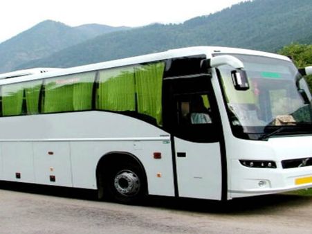 கருணாநிதி கவலைக்கிடம்: சென்னை உட்பட தமிழகம் முழுவதும் ஆம்னி பேருந்துகள் சேவை ரத்து