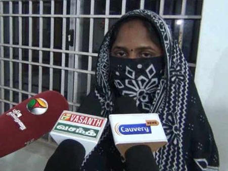 பாலியல் புகாரை திசை திருப்பவே மாணவி மீது திருட்டு புகாரா?... உண்மையில் நடந்தது என்ன?