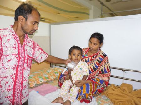 இந்த 3 வயது குழந்தை அவ்ஜித் புற்றுநோயிலிருந்து மீள உதவிக்கரம் நீட்டுங்கள்!