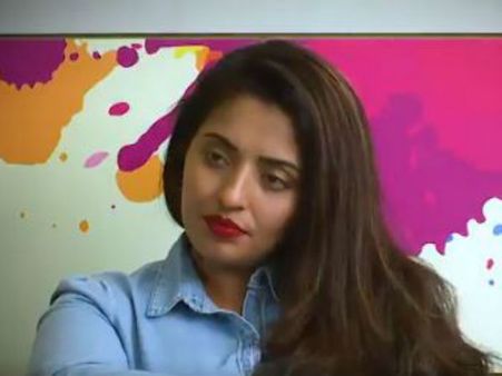 இந்த வாரம் மும்தாஜை வெளியேற்ற திட்டமா? நெட்டிசன்ஸ் டவுட்!