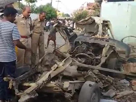 ஈரோட்டில் பட்டாசு விபத்து.. மளிகை கடைக்காரர் மகன் உட்பட 3 பேர் பலி