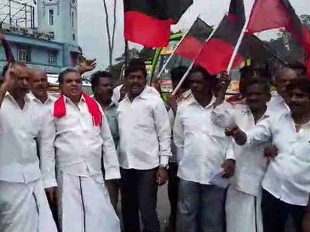 பெட்ரோல் விலை உயர்வுக்கு எதிர்ப்பு.. செப். 10ம் தேதி பாரத் பந்த்திற்கு காங். அழைப்பு.. திமுக ஆதரவு