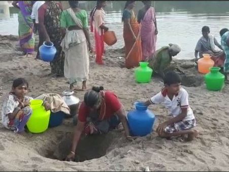 பவானியில் கரைபுரண்டு ஓடுது வெள்ளம்.. ஆனால் குடிக்க நீரில்லையே...!