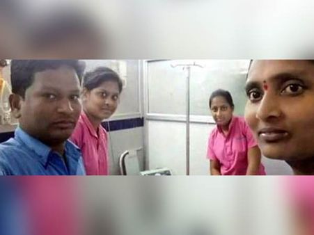 போஸ்ட் மார்டத்துக்கு கொண்டு செல்லும் முன் 