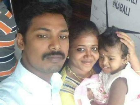 கைவிட்ட பெற்றோர்.. குழந்தைகள் பறிபோன சோகம்.. எங்கே இருக்கிறார் அபிராமியின் கணவர் விஜய்?