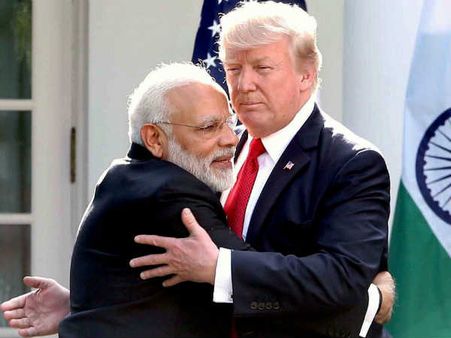 இந்தியாவை நேசிக்கிறேன்... மோடிக்கு என் அன்பை தெரிவியுங்கள்.. நண்பேன்டா டிரம்ப்!