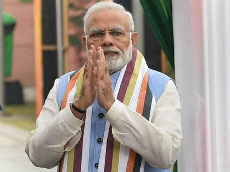 பிரதமர் மோடிக்கு இன்று பிறந்தநாள்:ராகுல் உட்பட அரசியல் கட்சி தலைவர்கள் வாழ்த்து! #HappyBdayPMModi