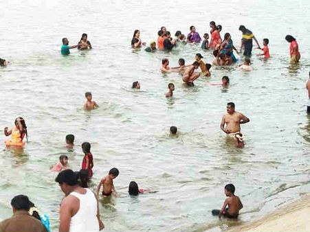 ஒரு மாதத்திற்குப் பிறகு திறக்கப்பட்டது முக்கொம்பு.. ஒரே கூட்டம், ஜாலி... மகிழ்ச்சி!