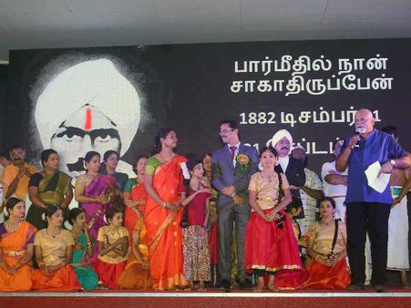 மஸ்கட்டை கட்டிப்போட்ட மகாகவி பாரதி.. மெய்சிலிர்க்க வைத்த மேடை நாடகம்!!