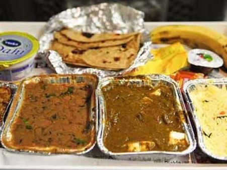 காந்தி ஜெயந்தி அன்று ரயில்களில் கறி சோறு இல்லை.. சாம்பார் ரைஸ், கர்ட் ரைஸ் + ஊறுகாய் மட்டுமே!