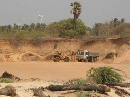 மணல் கொள்ளையர்களே அலர்ட் ப்ளீஸ்.. ஹைகோர்ட் தீர்ப்பை கேட்டீங்களா?