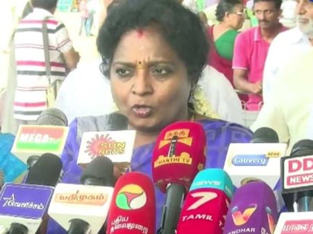 தமிழிசைக்கு நெருக்கடி? வழக்கு தொடரப்படும் என மாணவி சோபியா தரப்பு திட்டவட்டம்!