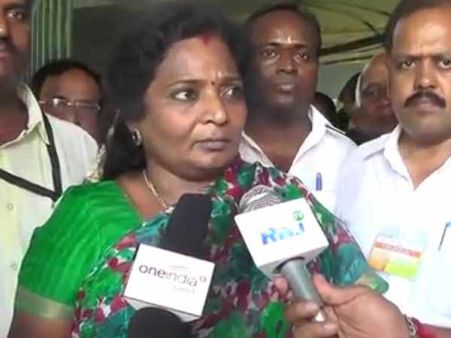 ஸ்டாலின் அந்த ட்வீட் போட்டிருக்கவே கூடாது.. தமிழிசை காட்டம்!