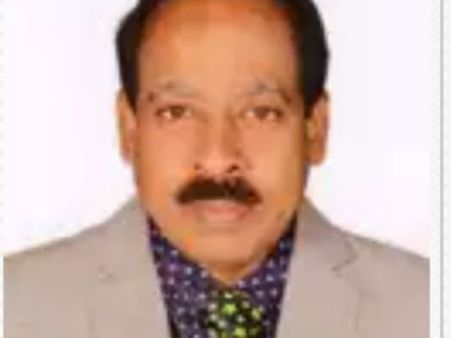 தஞ்சையில் தொழிலதிபரை துடிக்க துடிக்க அரிவாள் வெட்டு.. மர்ம கும்பலுக்கு போலீஸ் வலை