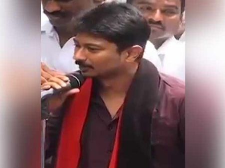 கரன்சி எண்ணுபவர்கள் நாளை கம்பி எண்ணுவார்கள்-