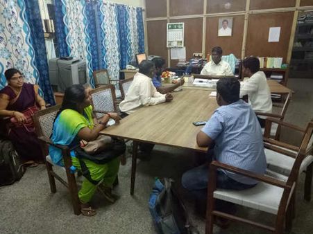 700 பொது சுகாதாரத் துறை பணியாளர்கள் ஒரே நாளில் நீக்கம்.. மீண்டும் சேர்க்க கோரிக்கை