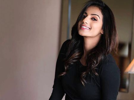 அர்ஜூன் மீது பாலியல் புகார் கூறிய ஸ்ருதி! .. யார் இவர்?.. பின்னணி என்ன?