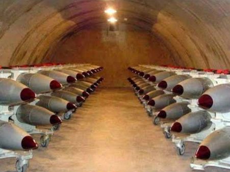 பெரிய அணு ஆயுத கிடங்கை உருவாக்க போகிறோம்.. ஒப்பந்தத்தை முறித்த அமெரிக்கா.. டிரம்ப் அதிர்ச்சி!