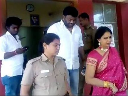 நடிகர் சண்முகராஜன் மீதான பாலியல் புகார்.. திடீரென வாபஸ் பெற்றார் நடிகை ராணி