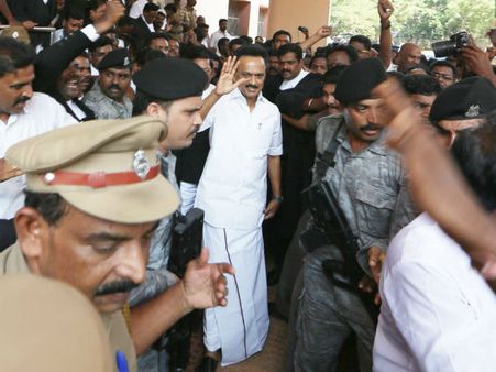 ஸ்டாலின் நேரில் ஆஜராகத் தேவையில்லை.. விலக்கு அளித்தது சென்னை சிறப்பு நீதிமன்றம்