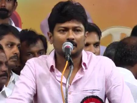 ஆமாம், வரிசையில்தான் நிற்கிறேன்.. தலைமை பொறுப்பை ஏற்க அல்ல.. உதயநிதி பேச்சு