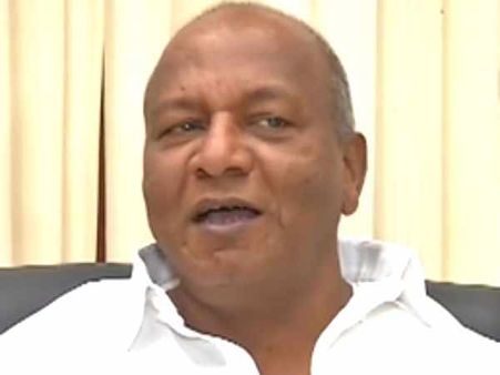 விசாரணையில் இருக்கும்போதே ஆட்கொணர்வு மனு... வைகுண்டராஜன் மீது கடுப்பான ஐடி அதிகாரிகள்!