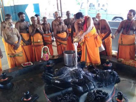 வாஸ்து பகவான் நாளை கண்விழிக்கிறார் - வாஸ்து பூஜை செய்வதின் முக்கியத்துவம் 