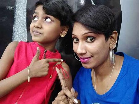 சபாஷ்... பிக் பாஸ் 2 புகழ் நித்யா, மகள் போஷிகாவுடன் சேர்ந்து செய்த செயல்...!