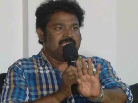 புதிய அரசியல் கட்சியை தொடங்கினார் இயக்குநர் கவுதமன்.. கட்சியின் பெயர், கொடி என்ன?