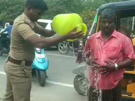 19 வயசு பையனுடன்.. 36 வயசான என் மனைவி.. தீக்குளிக்க போன ஐஸ் வியாபாரி!