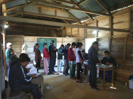 மத்திய பிரதேசத்தில் மந்தம்.. மிசோராமில் விறுவிறு.. நிறைவடைந்த 2 மாநில தேர்தல் வாக்குப்பதிவு