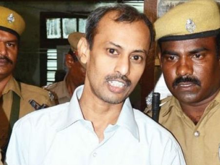 கஜா புயலுக்கு நிதி வழங்கினார் ராஜீவ் கொலை வழக்கில் சிறையில் இருக்கும் ரவிச்சந்திரன்