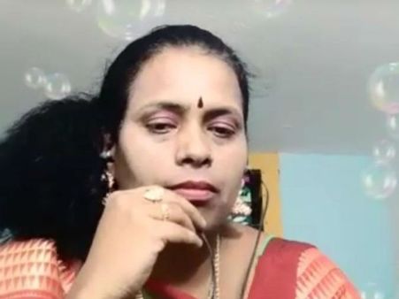 பள்ளிக்கு போகாமல் பாட்டு பாடினாரா.. ஆசிரியை மீதான குற்றச்சாட்டுக்கள் அத்தனையும் பொய்!