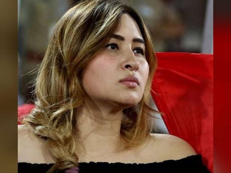 ஜூவாலா பெயரே இல்லாமப் போயிருச்சே.. அனுதாபப்படுறேன்.. தேர்தல் அதிகாரி சூப்பர் பதில்!