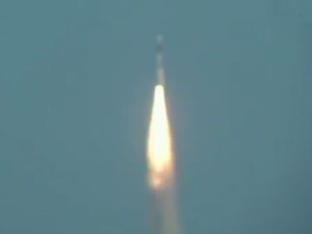 ஜிசாட் 7 ஏ செயற்கைகோளுடன் விண்ணில் செலுத்தப்பட்ட ஜிஎஸ்எல்வி எஃப் 11 ராக்கெட்