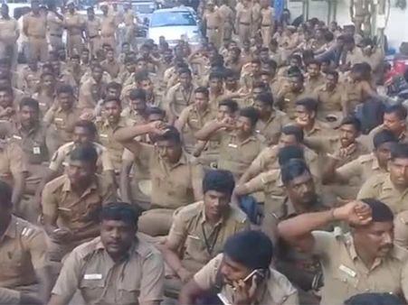 ஊர்க்காவல் படையினர் திடீர் போராட்டம்.. சென்னையில் பரபரப்பு