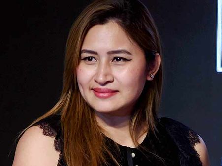 சர்கார் பட பாணியில் களேபரம்.. வாக்காளர் பட்டியலில் காணாமல் போன பிரபல பேட்மிண்டன் வீராங்கனை பெயர்